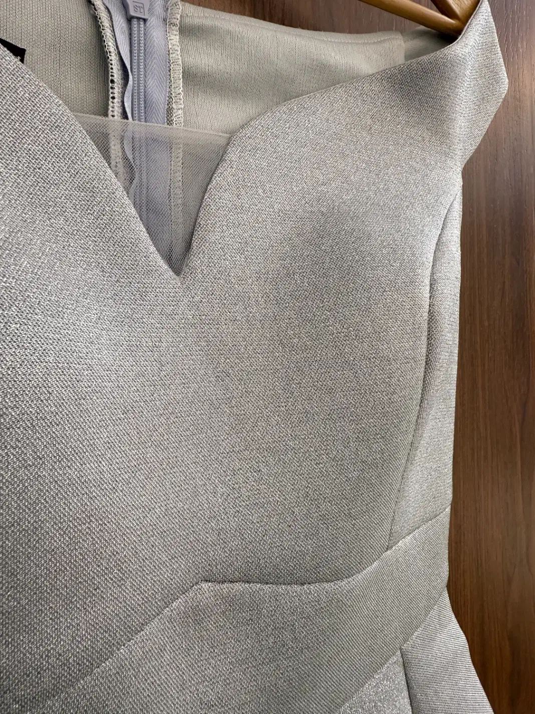 لباس مجلسی|لباس|سمنان, |دیوار