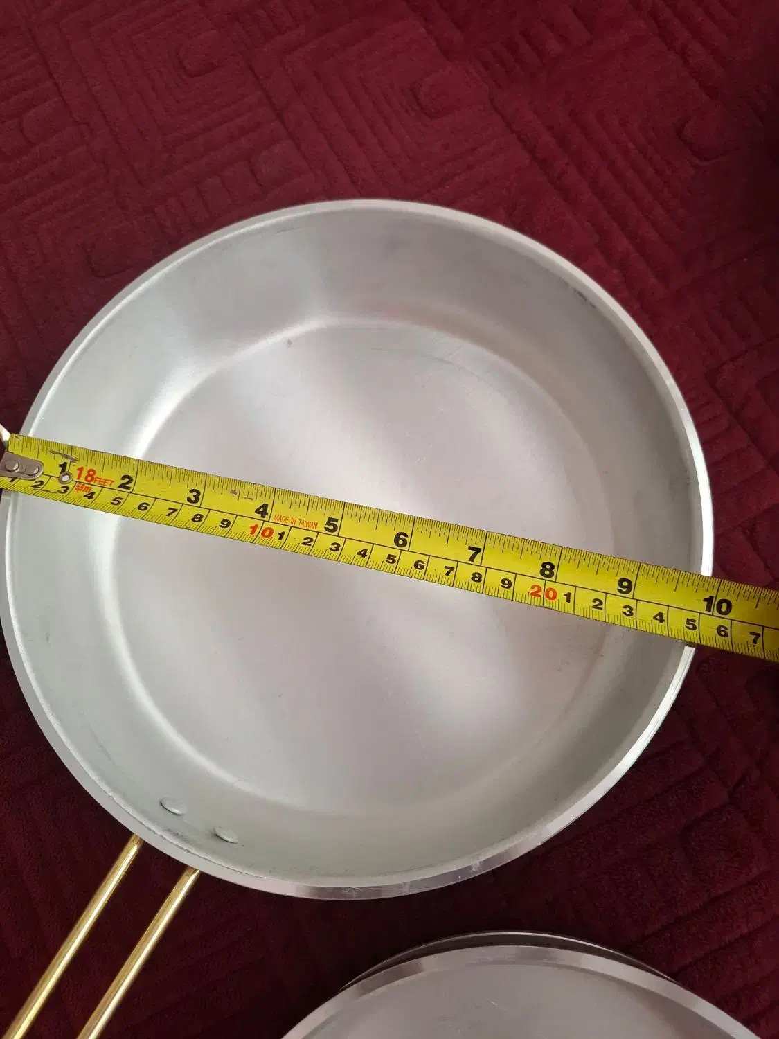 ماهیتابه|ظروف پخت‌وپز|دوگنبدان, |دیوار