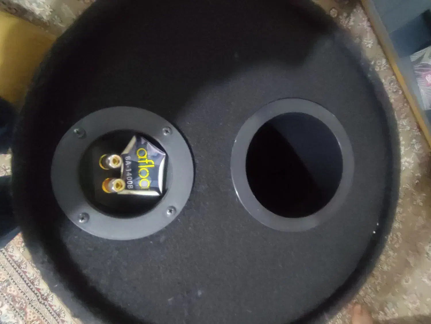 ساب  afloat آک|صوتی و تصویری|برخوار, |دیوار