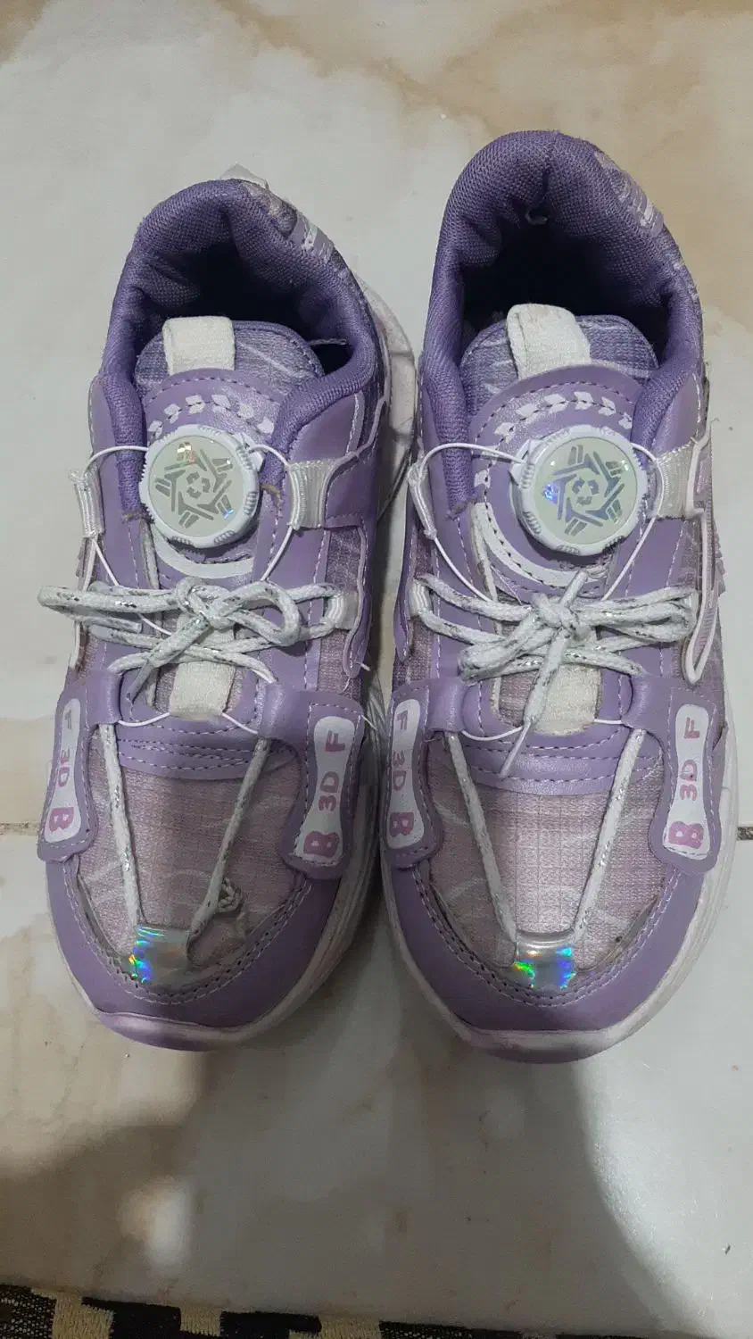 کتانی دخترانه سایز ۳۵|کفش و لباس بچه|قزوین, |دیوار