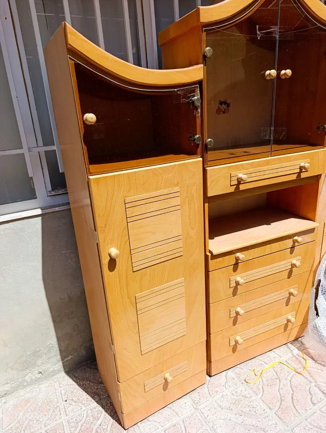 کمد|جاکفشی، کمد، دراور|بومهن, |دیوار