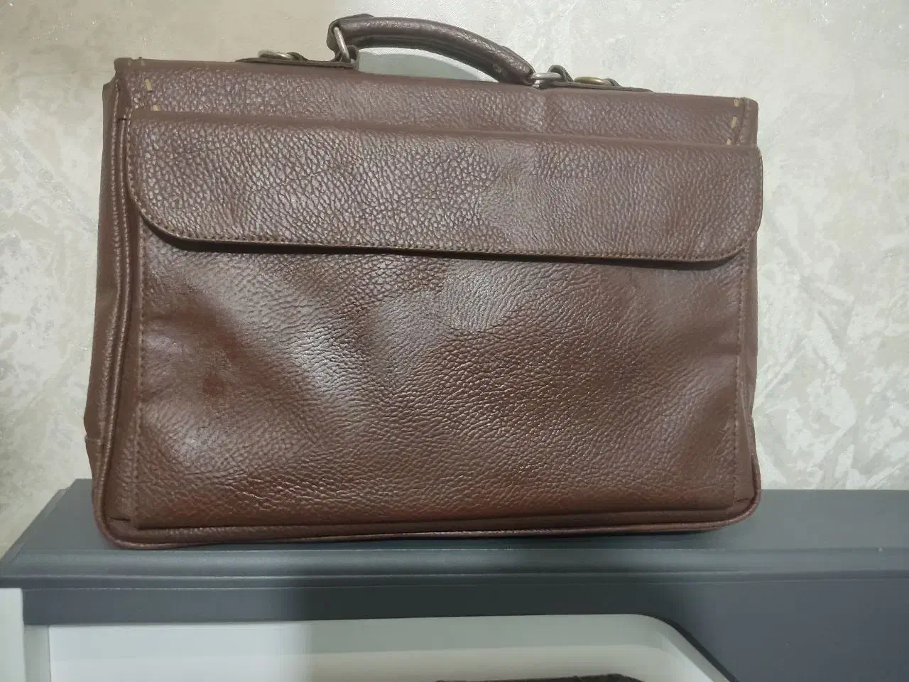 کیف چرم|کیف، کفش، کمربند|قائم‌شهر, |دیوار