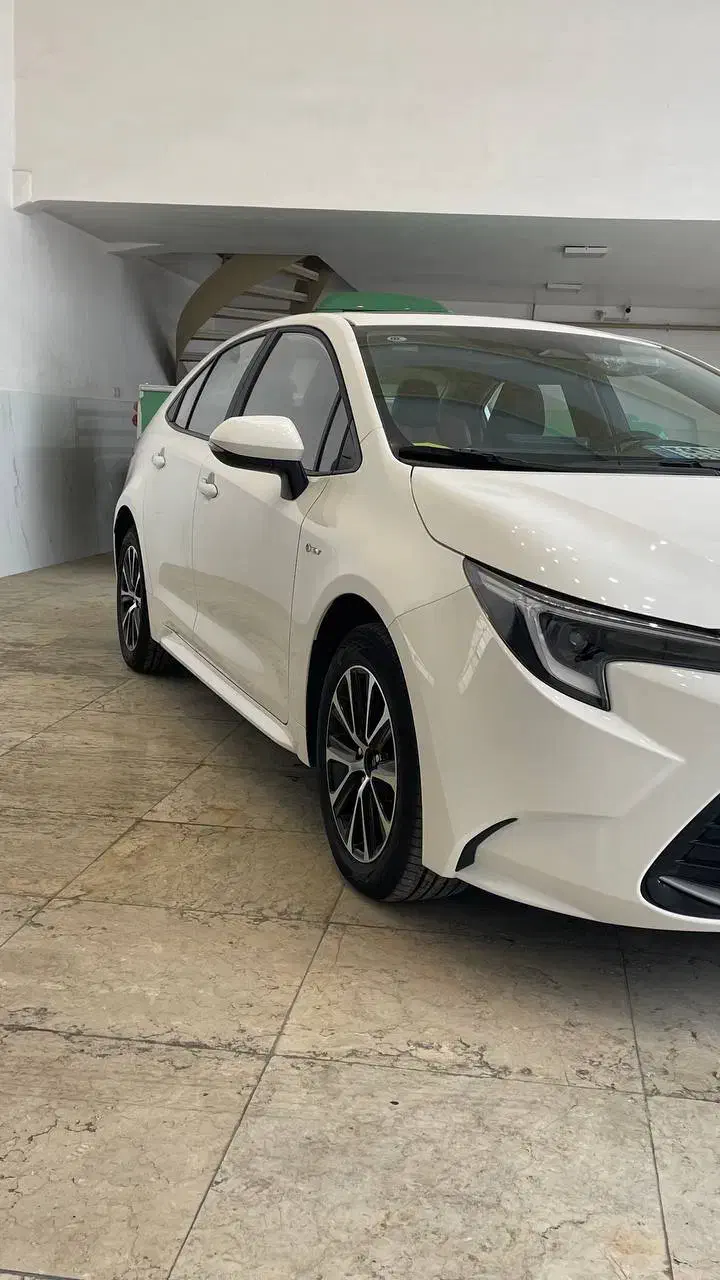 تویوتا لوین 2025 بلک ادیشن|خودرو سواری و وانت|خسروشاه, |دیوار