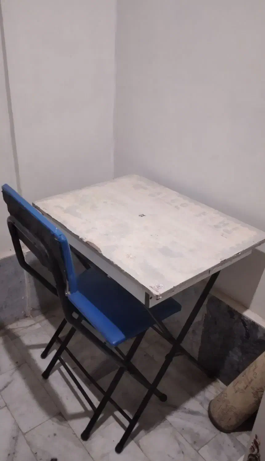 میزتحریر صندلی تا شو|میز تحریر و کامپیوتر|فردیس, شهرک شهید حسینی|دیوار