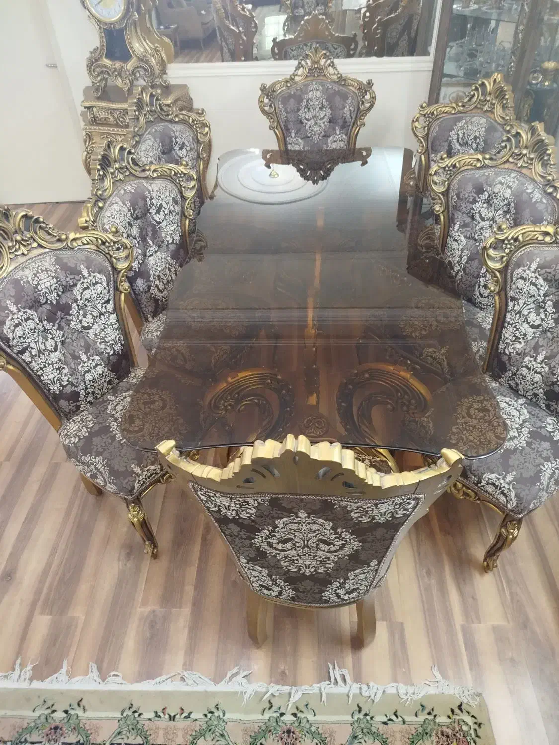 مبلمان نهار خوری( میز ناهار خوری) ۸ نفره چوب منبت|میز و صندلی غذاخوری|تهران, شهران جنوبی|دیوار