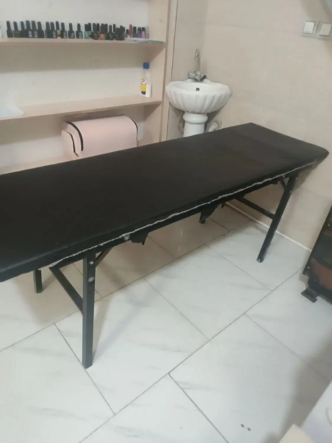 تخت اپلاسیون یا مژه سالم|آرایشگاه و سالنهای زیبایی|محمدشهر, کوی بهار|دیوار