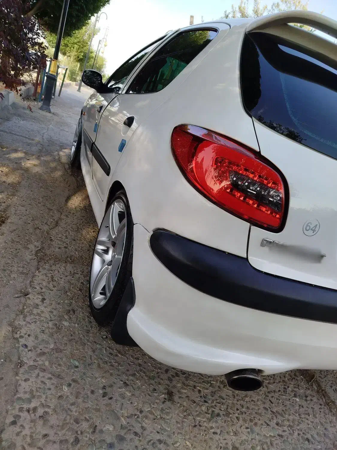 206|خودرو سواری و وانت|کرمانشاه, |دیوار