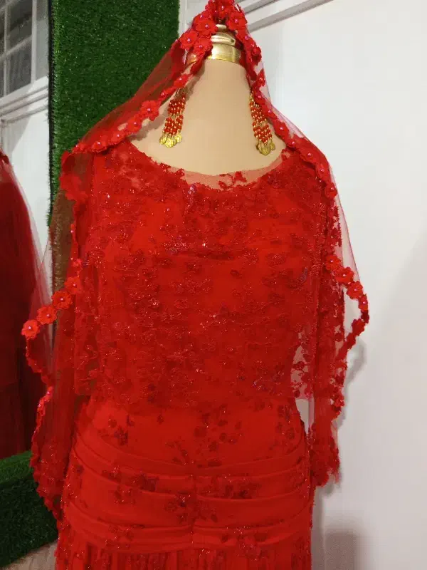 لباس عروس|لباس|مهاباد (آذربایجان غربی), |دیوار