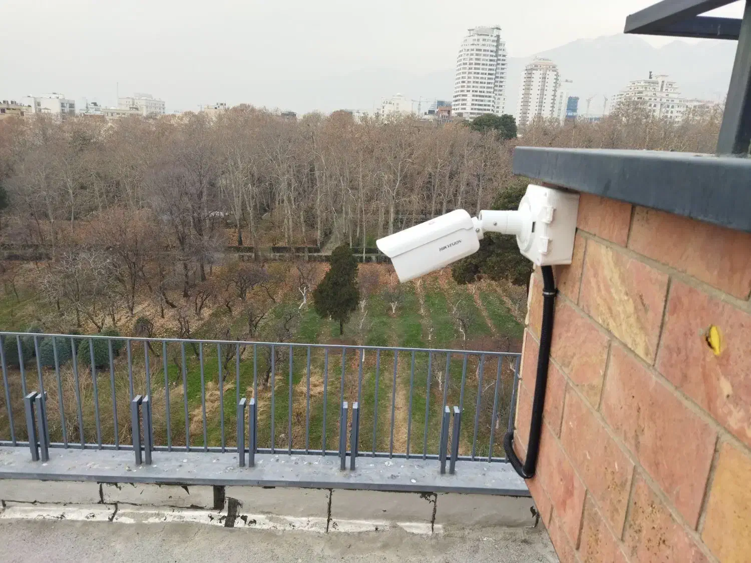 فروش و نصب انواع دوربین مداربسته و دزدگیراماکن|دوربین مداربسته|اندیشه, اندیشه فاز ۴|دیوار