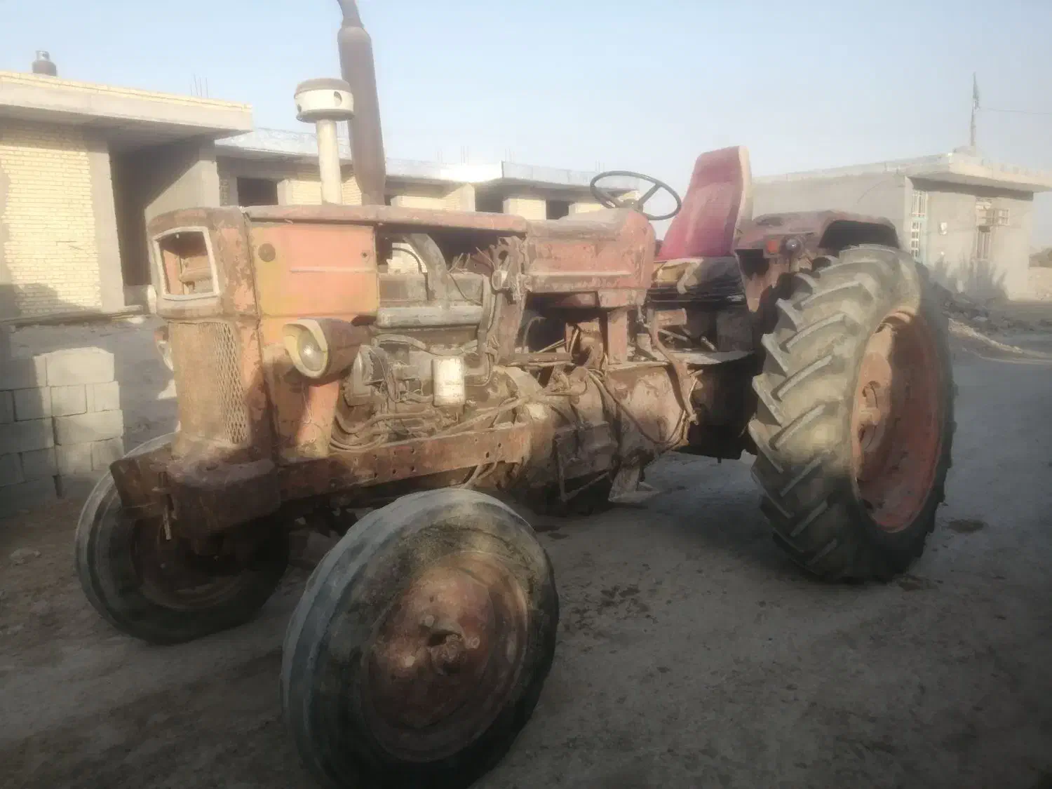 تراکتور رومانی مدل 61|خودرو سنگین|شادگان, |دیوار