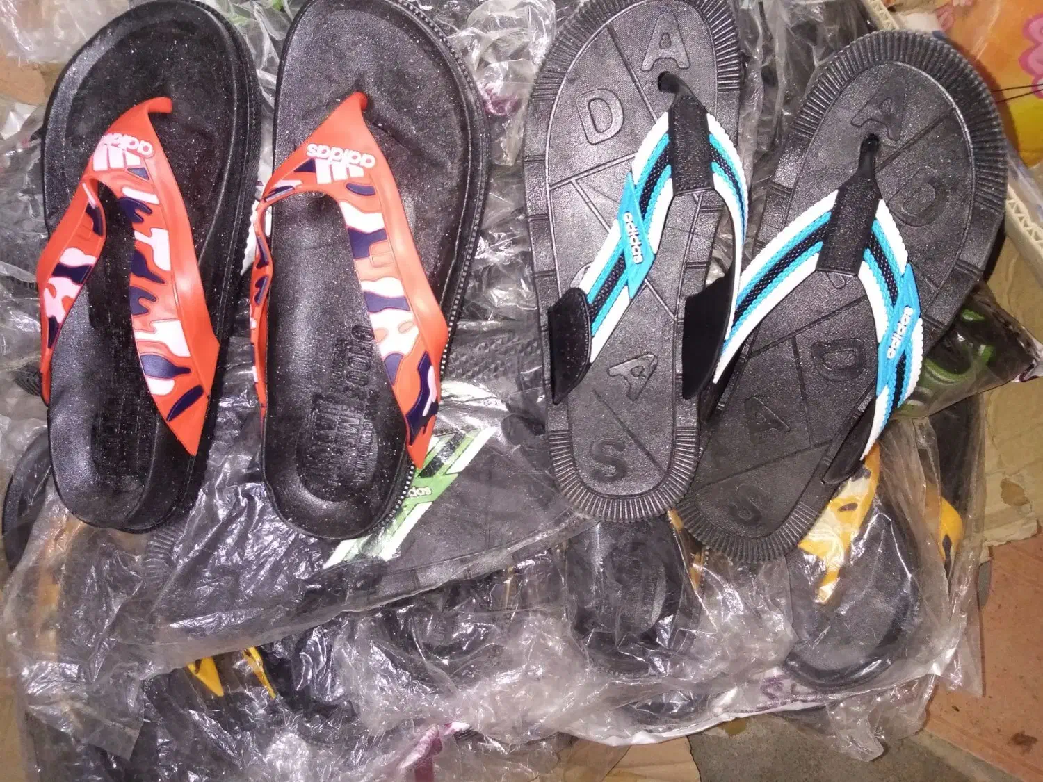 دمپایی نرخ عمده|کیف، کفش، کمربند|کرمانشاه, |دیوار