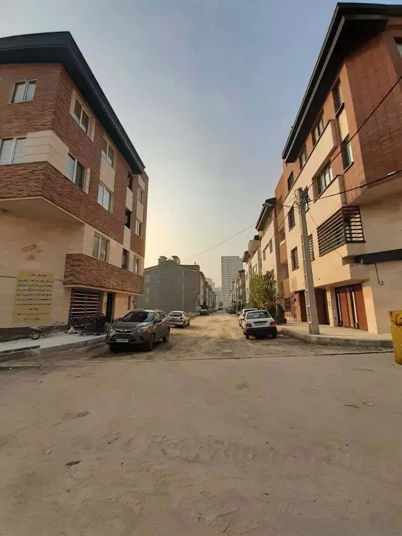 فروش ۴۵۶ متر زمین در شهرک الهیه غرب منطقه ۲۲|فروش زمین و ملک کلنگی|تهران, شهرک الهیه غرب|دیوار