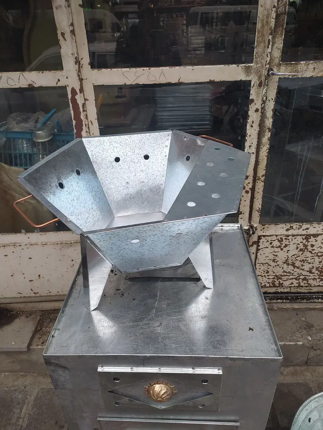 منقل شیش گوش ویژه شب یلدا تعداد محدود|اجاق گاز و لوازم برقی پخت‌وپز|اصفهان, رکن الدوله غربی|دیوار