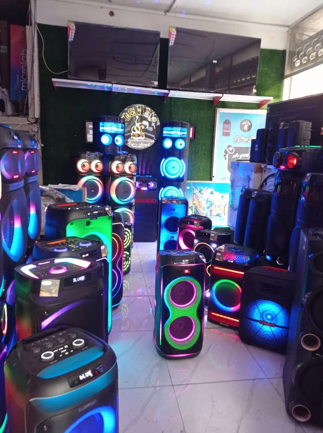 اسپیکر jbl جفتی برقی رقص نور شیشه ای|صوتی و تصویری|تهران, شمیران‌نو|دیوار