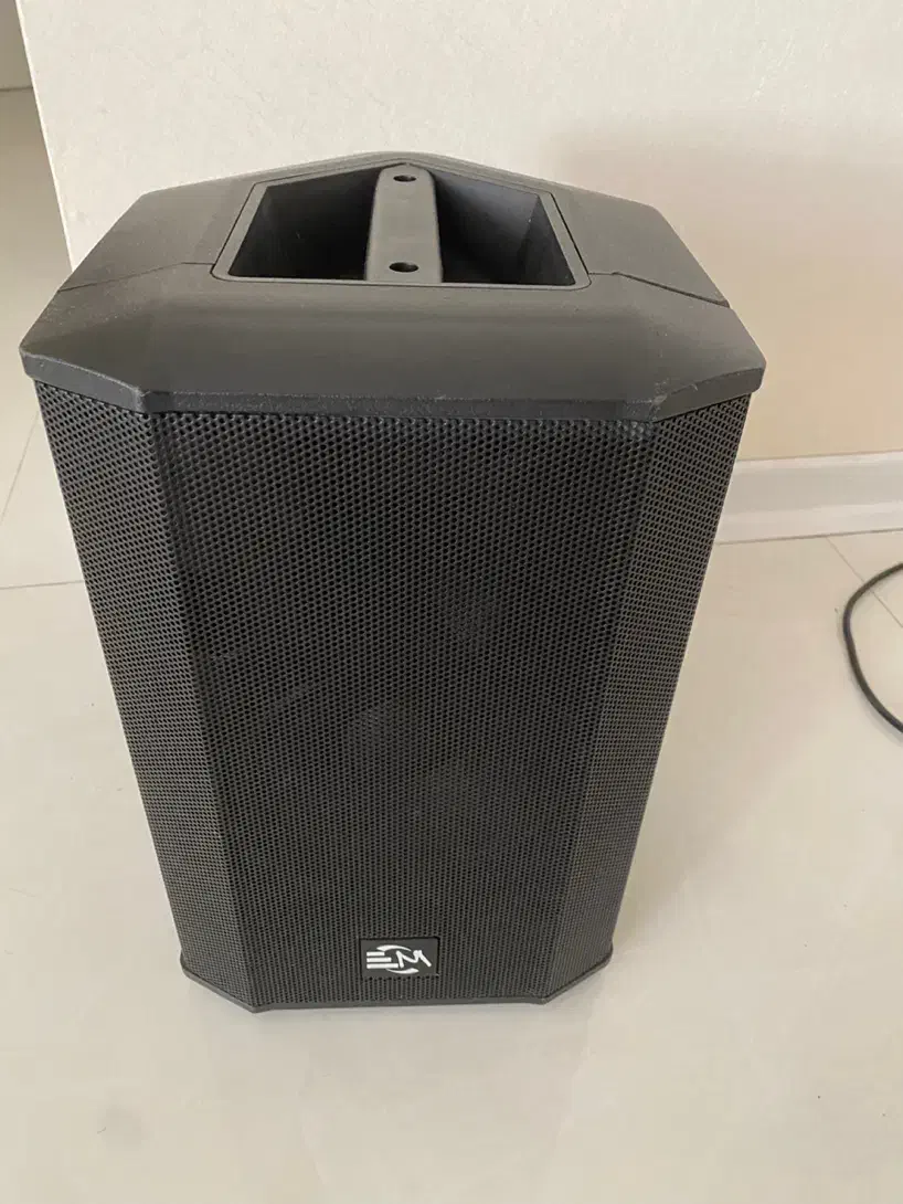 اسپیکر و باند شارژی امیننس emc-B8 قابل حمل|پخش‌کننده همراه|مشهد, احمدآباد|دیوار