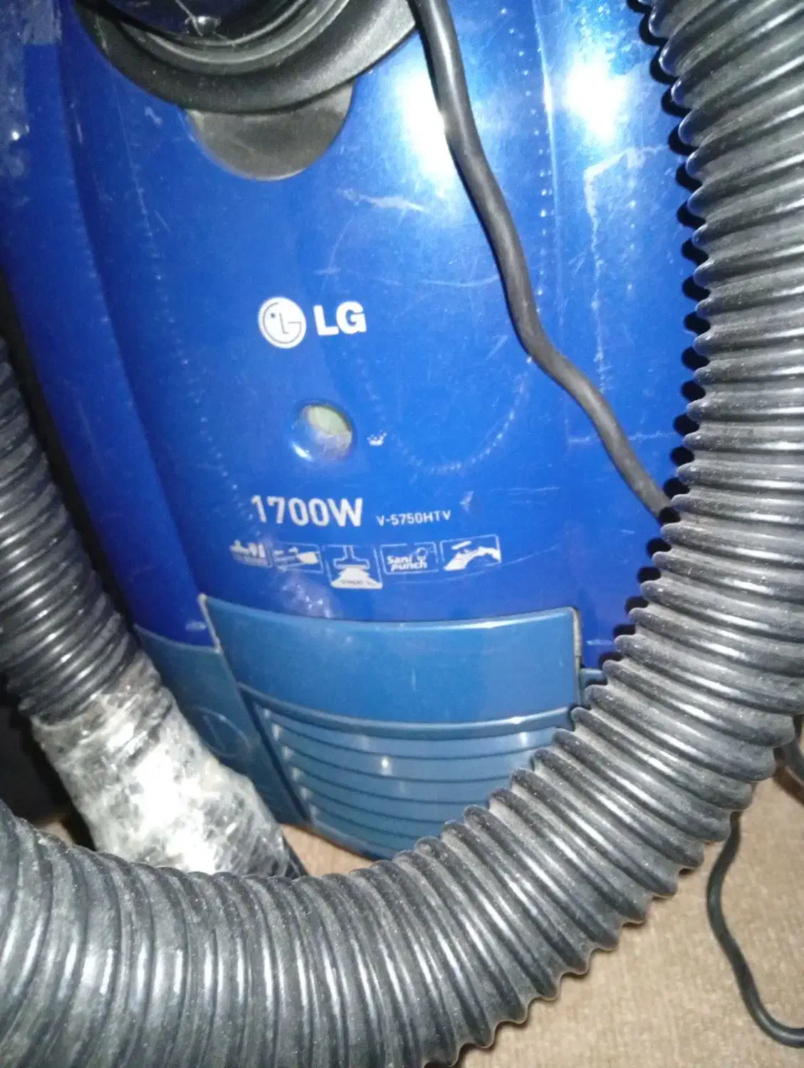 جاروبرقی ال جی کاملا سالم|جاروبرقی، جارو شارژی، بخارشو|پرند, فاز ۱|دیوار