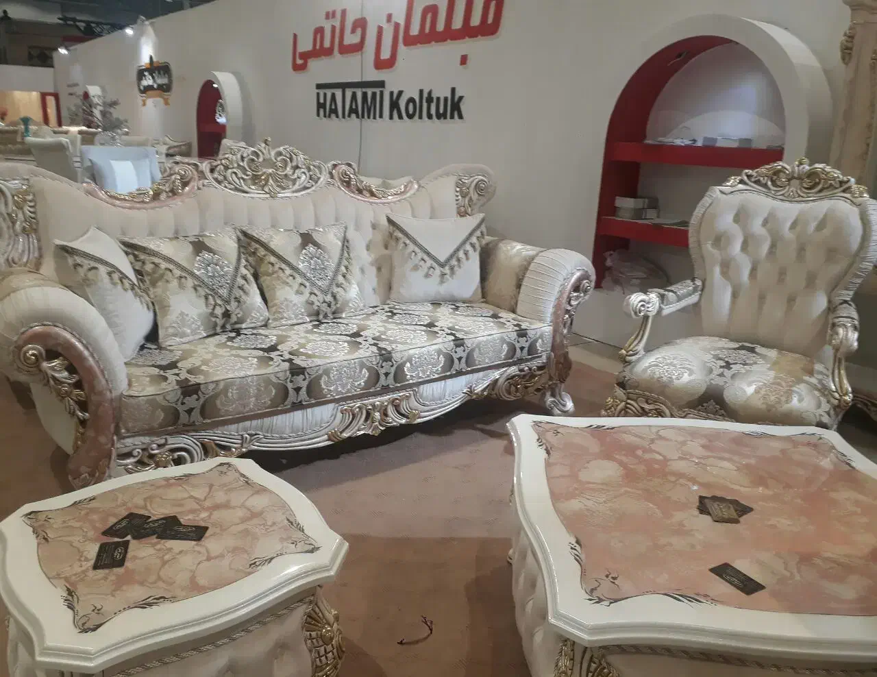 کلاف این مدل مبل کلاسیک|مبلمان خانگی و میز عسلی|تبریز, |دیوار