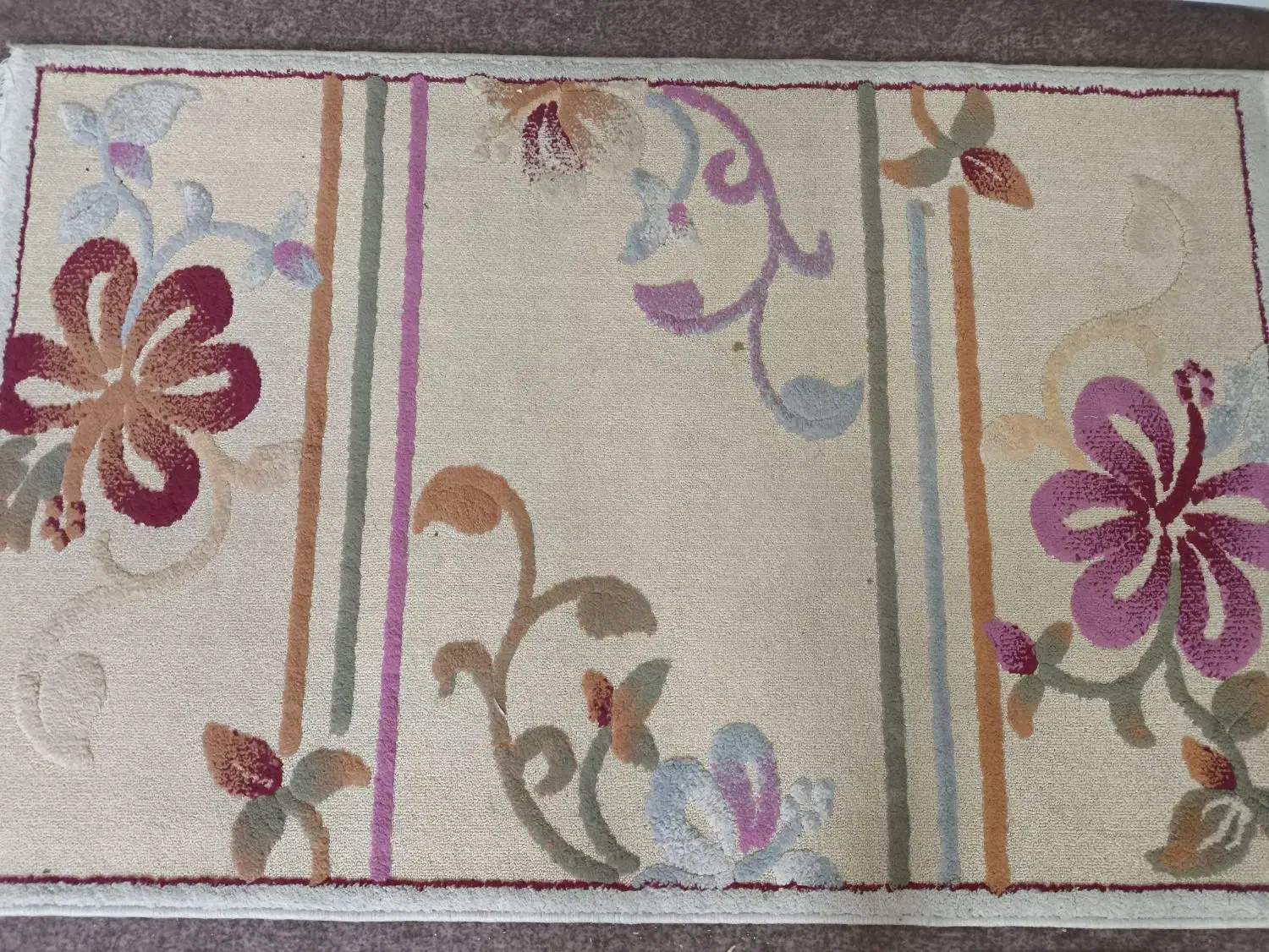 دو عدد قالیچه قیمت مناسب|فرش|قزوین, |دیوار