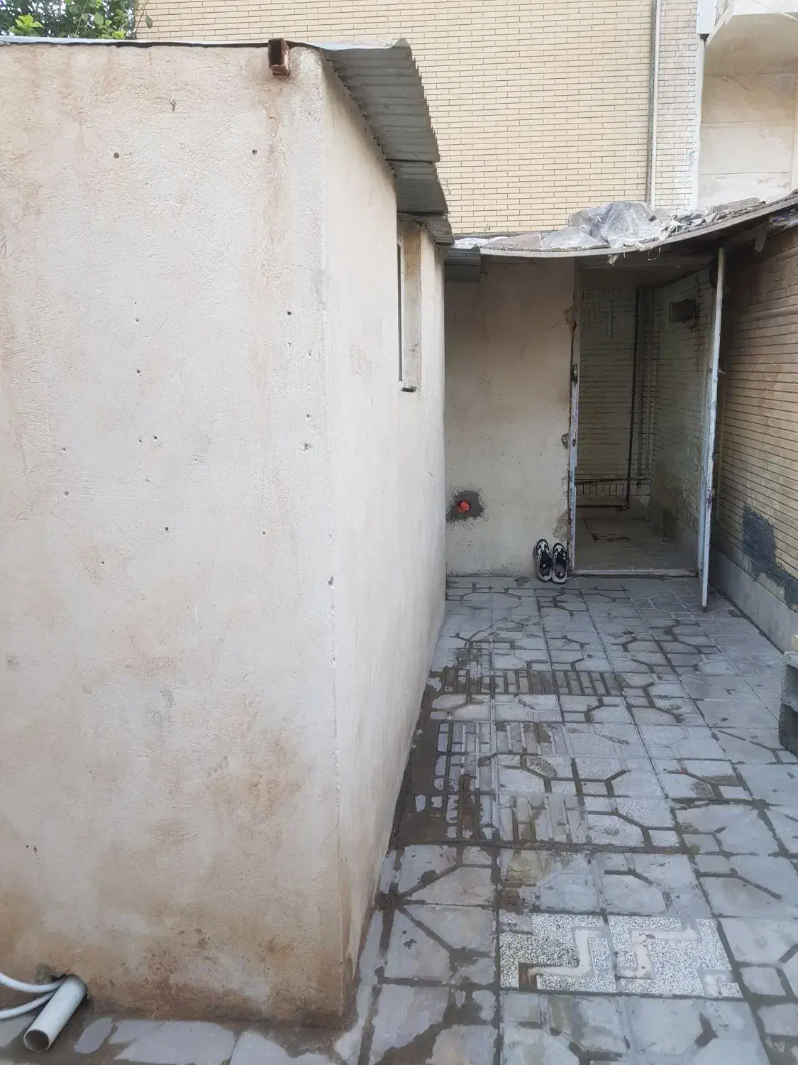 سوئیت ۵۰ متری ( جهت انباری یا کارگاه )|اجارهٔ آپارتمان|شیراز, شاه قلی بیگی|دیوار