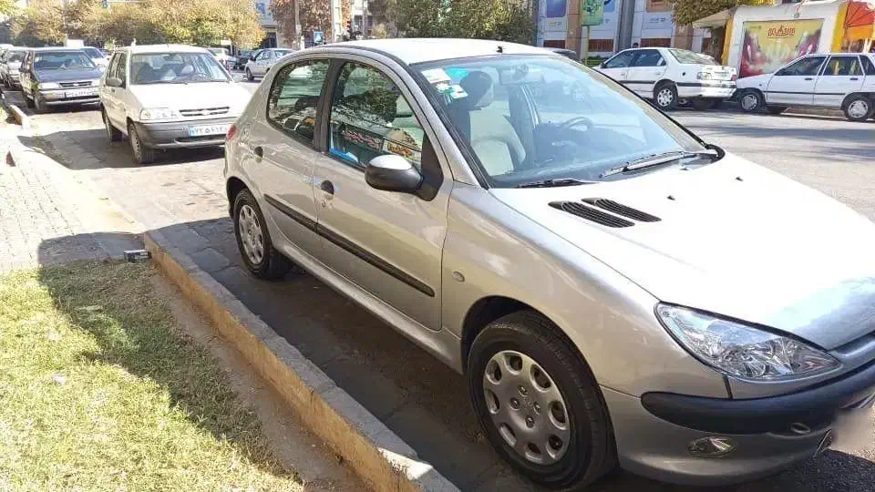 ۲۰۶ اتومات مدل ۸۸|خودرو سواری و وانت|شیراز, ابیوردی|دیوار