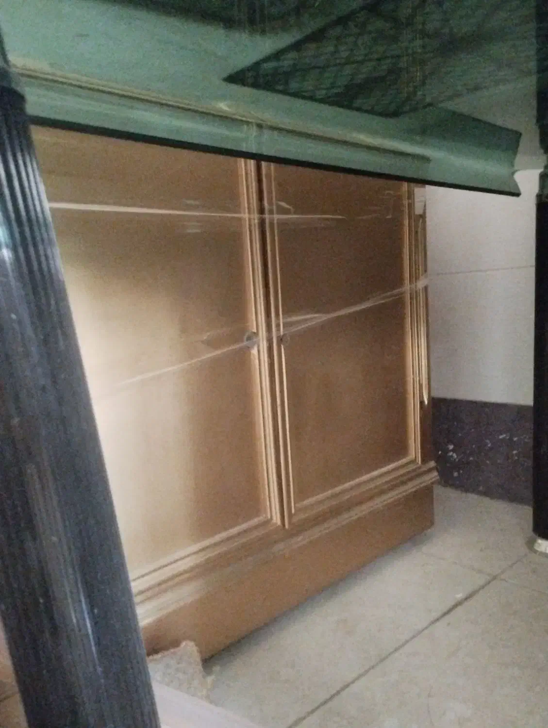 بوفه و کتابخونه و میز|بوفه، ویترین، کنسول|خوی, |دیوار