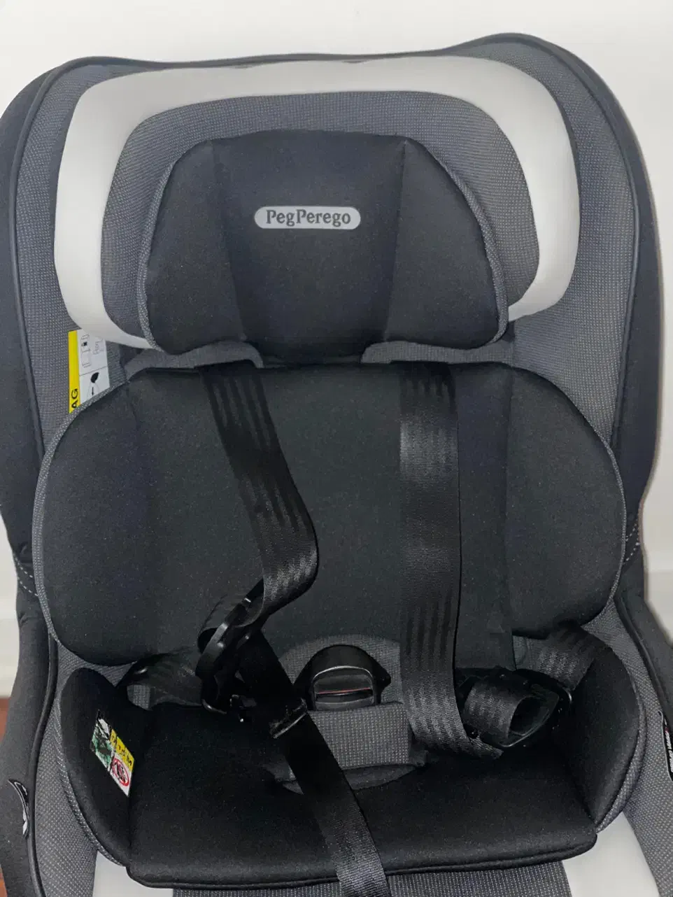 صندلی ماشین کودک PegPerego|تخت و صندلی بچه|کرج, شهرک بنفشه|دیوار
