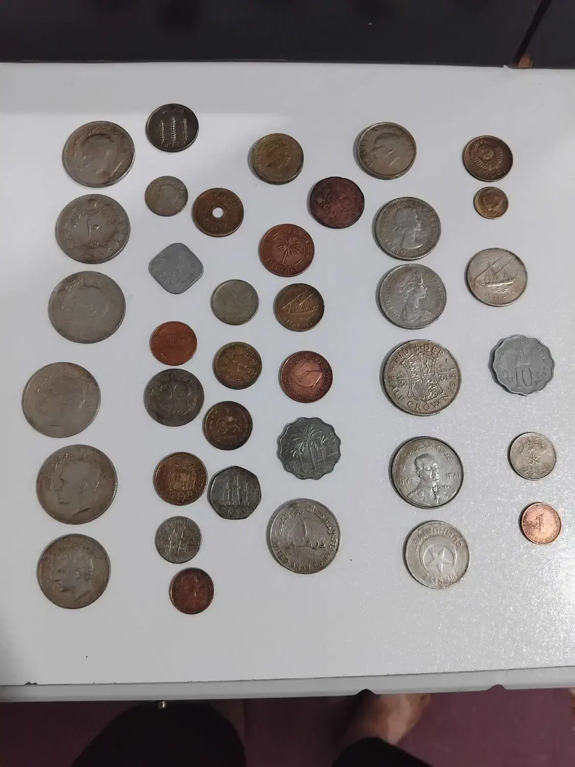 تعدادی سکه قدیمی|کلکسیون سکه، تمبر، اسکناس|اهواز, منبع اب|دیوار