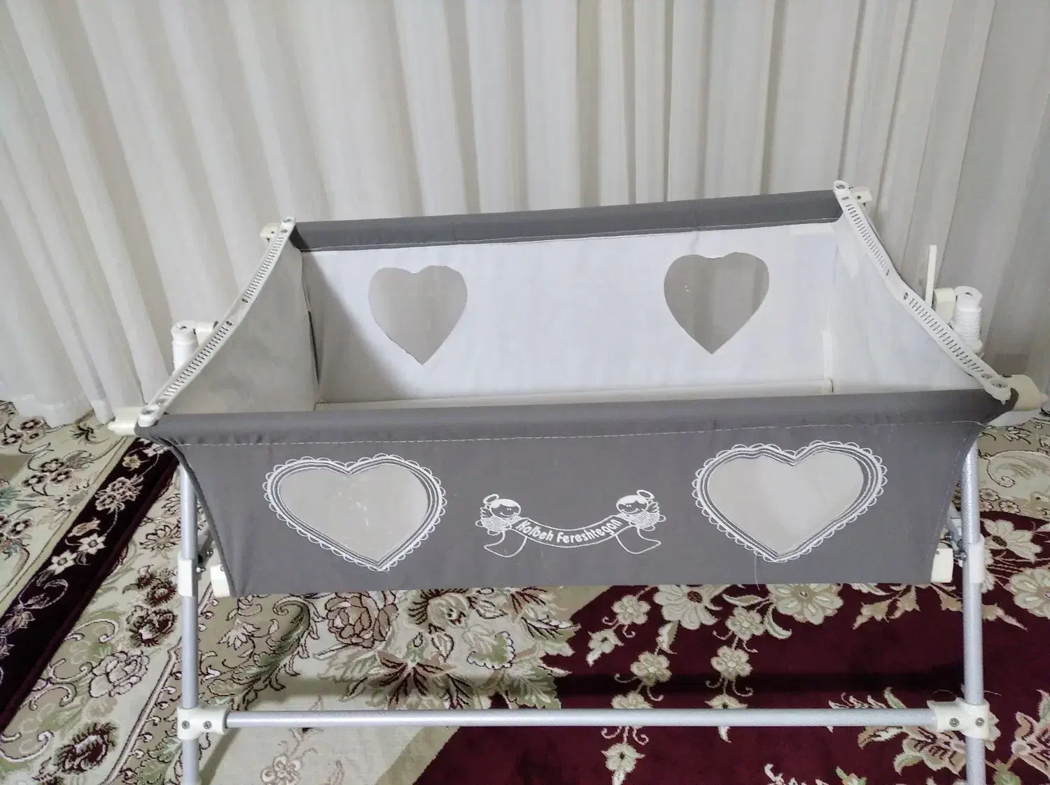 گهواره‌میلاد|تخت و صندلی بچه|کرمانشاه, |دیوار