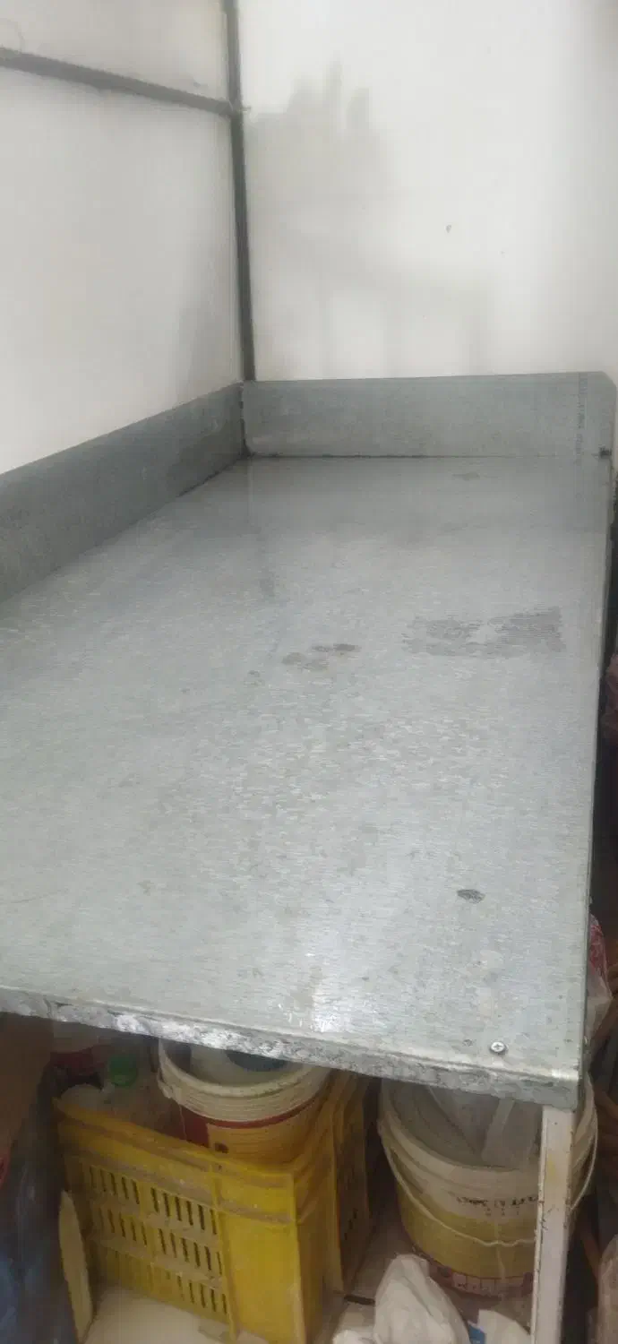 میزفلزی باصحفه گالوانیزه درحدنو|میز و صندلی غذاخوری|گنبد کاووس, |دیوار