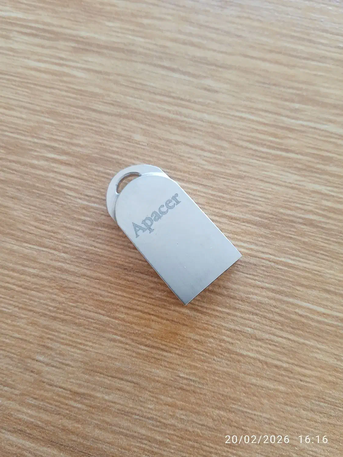 فلش ۱۶کیگ|قطعات و لوازم جانبی رایانه|بندر انزلی, معلم|دیوار