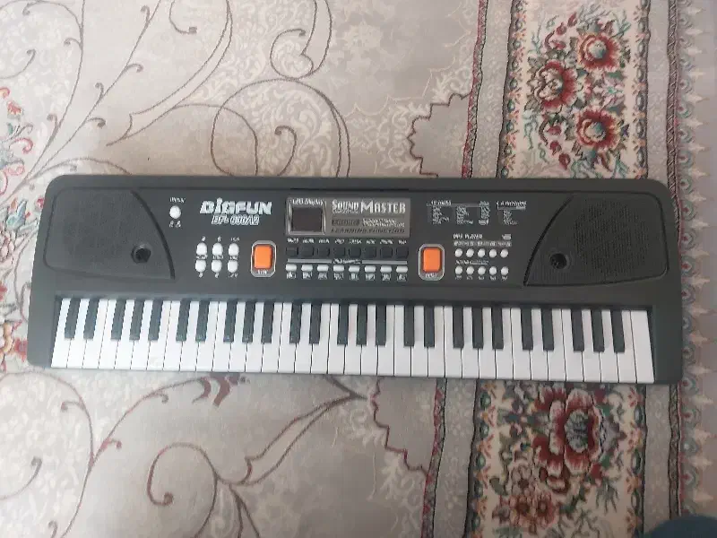 پیانو صفر|پیانو، کیبورد، آکاردئون|ارومیه, |دیوار