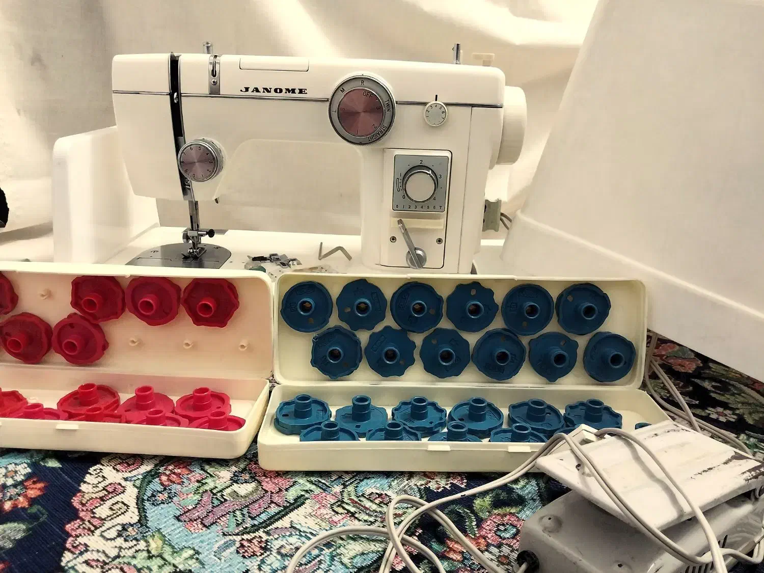 چرخ خیاطی ژانونه 802|چرخ خیاطی و ریسندگی|قم, عمار یاسر|دیوار