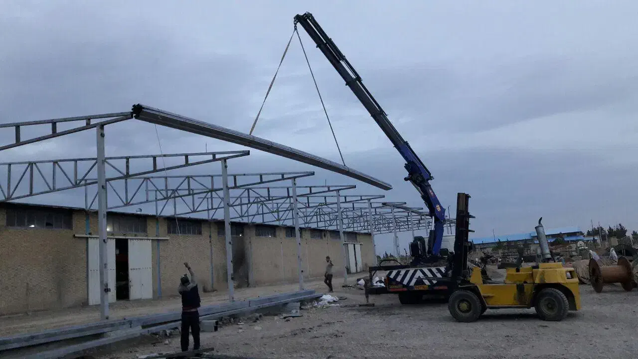 نصب خرپا و شیروانی و سینی برق و کابل کشی|خدمات پیشه و مهارت|اشتهارد, |دیوار