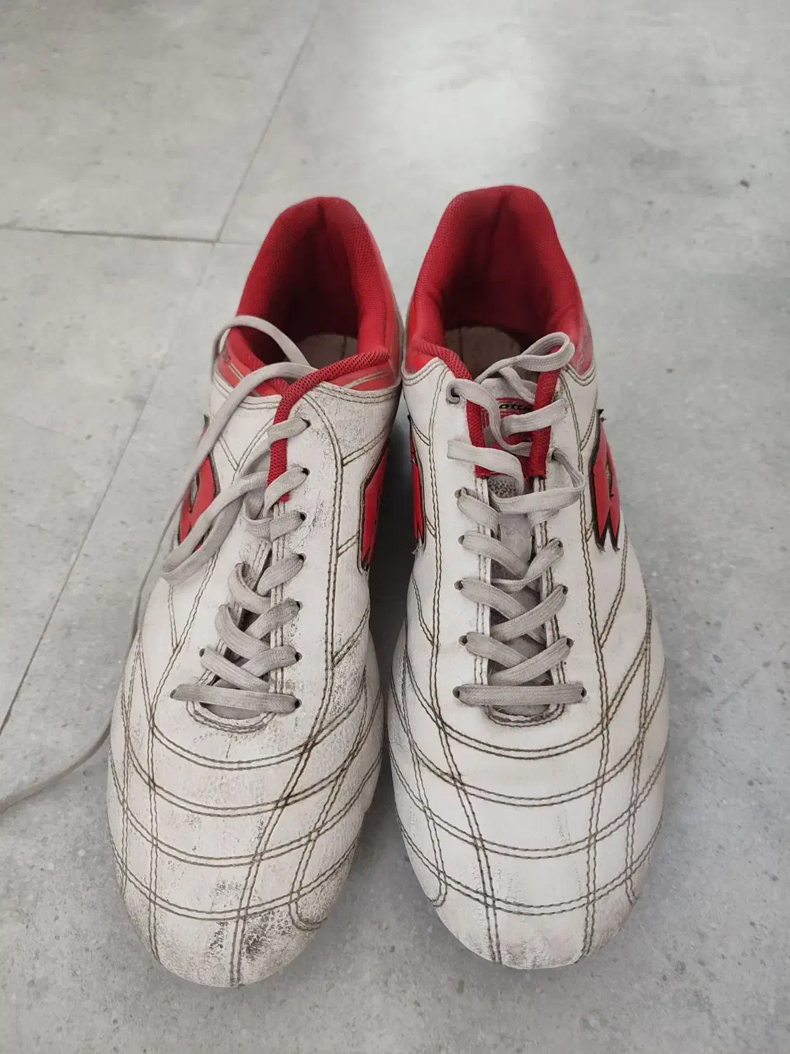 کتونی ورزشی لوتو|کیف، کفش، کمربند|هشتگرد, سعید آباد|دیوار