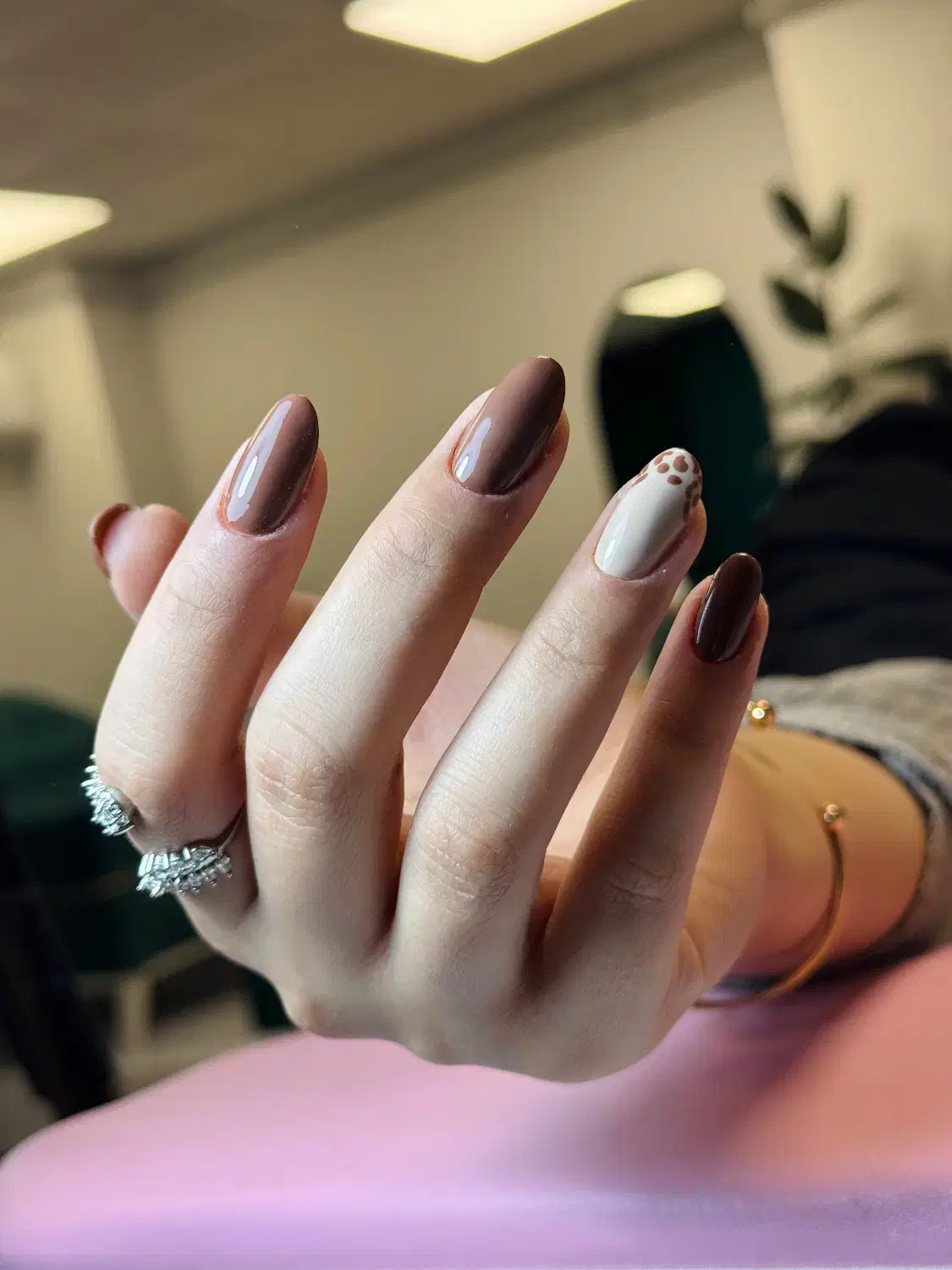 کاشت و ترمیم ناخن رایگان|خدمات آرایشگری و زیبایی|علیآباد کتول, |دیوار