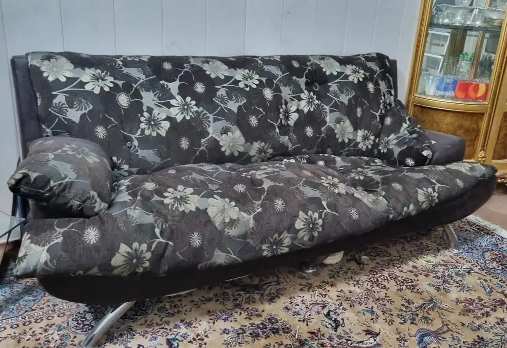 مبل و مصنوعات چوبی|مبلمان خانگی و میز عسلی|قم, نخودی|دیوار