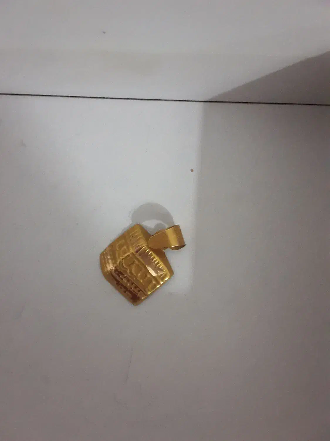 پلاک طلا|جواهرات|جهرم, |دیوار