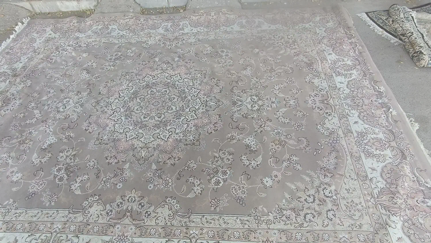 فرش ۱۲متری کارکرده فرش ۶متری|فرش|رضویه, |دیوار