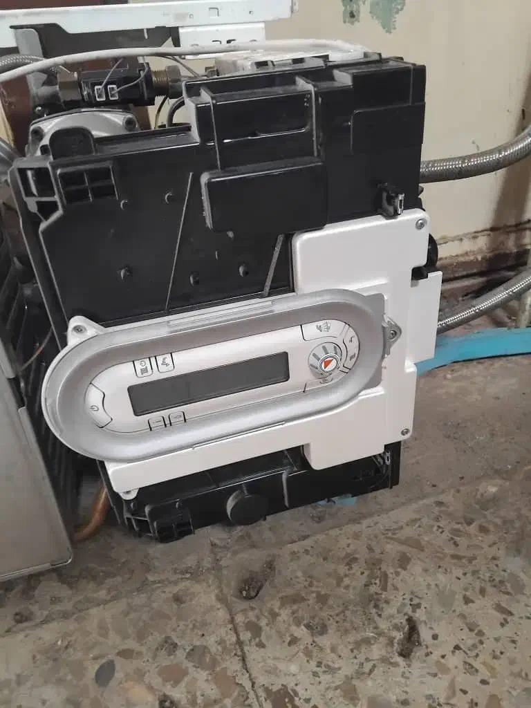 آب گرمکن بوتان|آبگرمکن، پکیج، شوفاژ|سیرجان, |دیوار