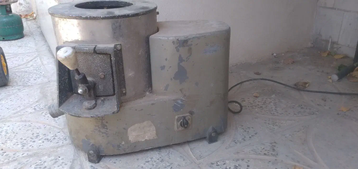 دستگاه پوست کن سیب زمینی و پیاز|کافی‌شاپ و رستوران|الیگودرز, |دیوار