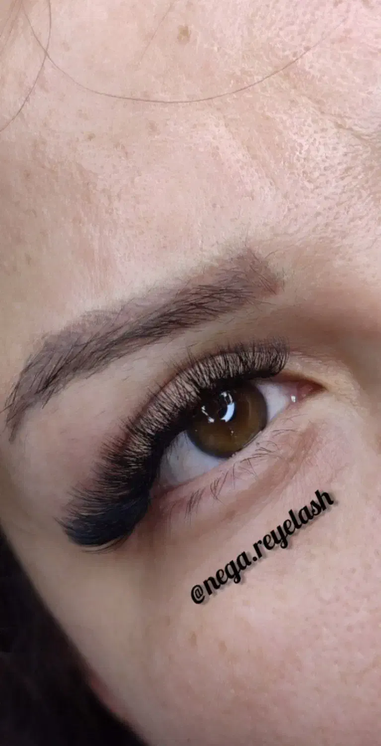 اکستنشن مژه لیفت ابرو و مژه|خدمات آرایشگری و زیبایی|قم, امامزاده ابراهیم|دیوار