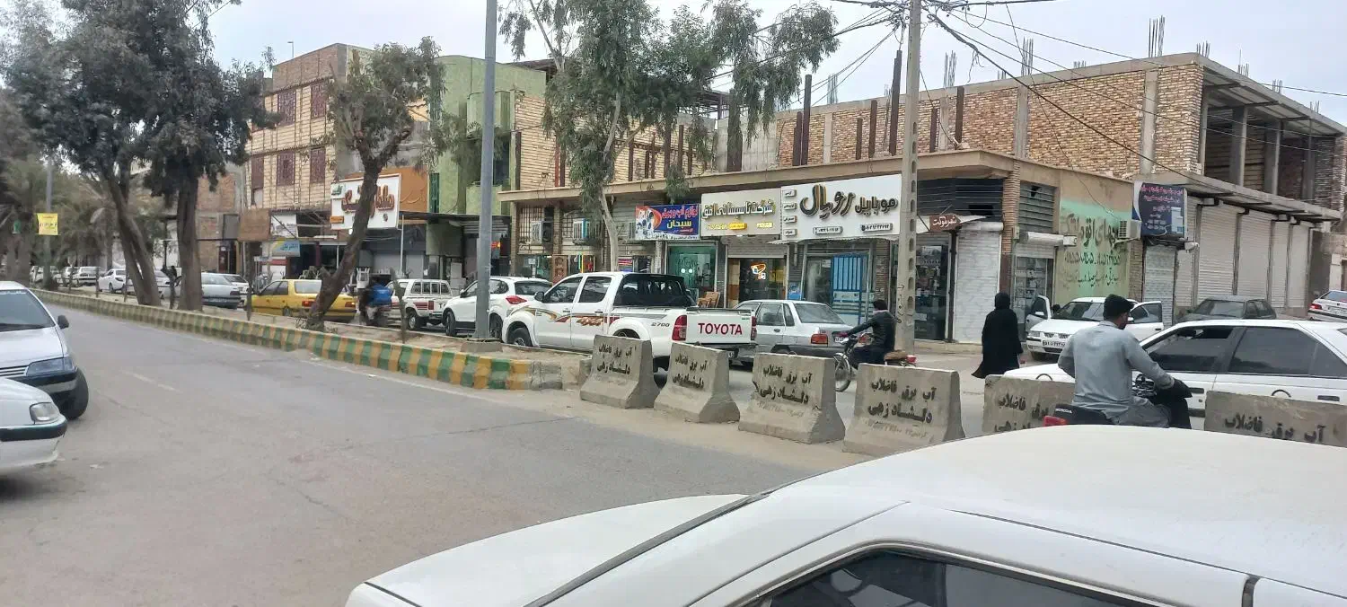 مغازه خیابان امام خمینی|فروش مغازه و غرفه|سراوان, |دیوار