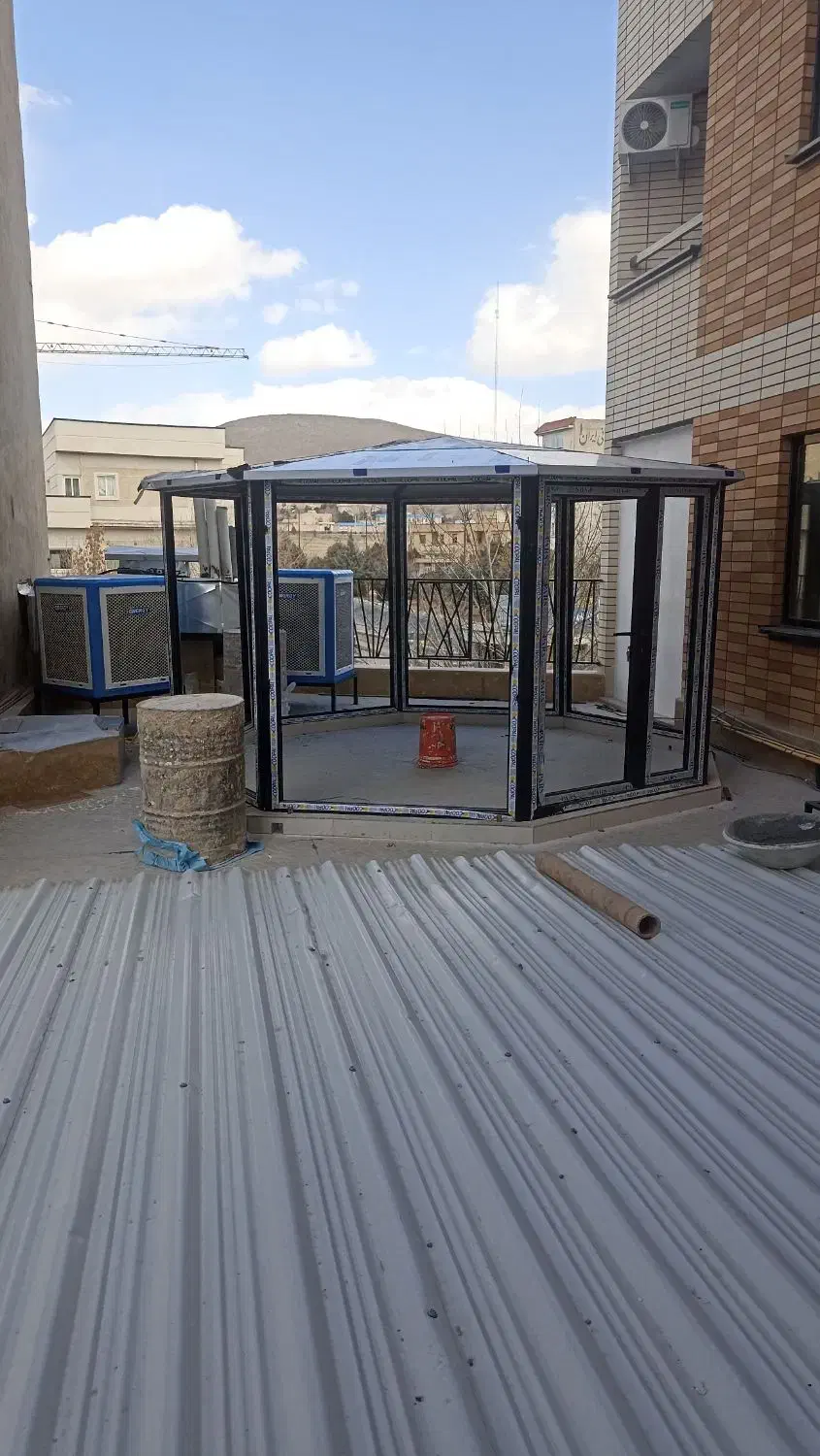 ساخت، خدمات،و تعمیرات درب و پنجره های آلومینیومی|مصالح و تجهیزات ساختمان|برخوار, |دیوار