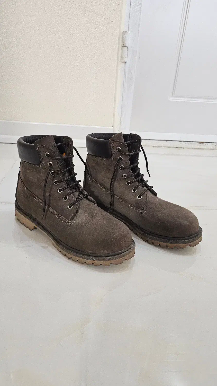 کفش بوت تیمبرلند، در حد نو سایز ۴۲|کیف، کفش، کمربند|شاهینشهر, دهخدا|دیوار