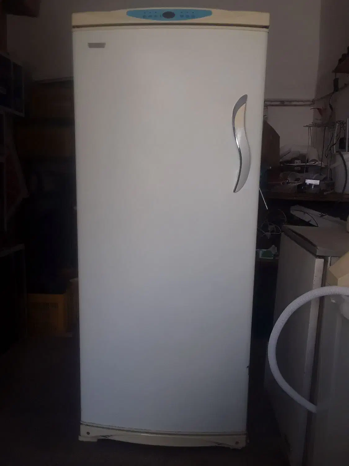 تعمیر انواع یخچال و فریزر در منزل|خدمات پیشه و مهارت|بروجرد, |دیوار