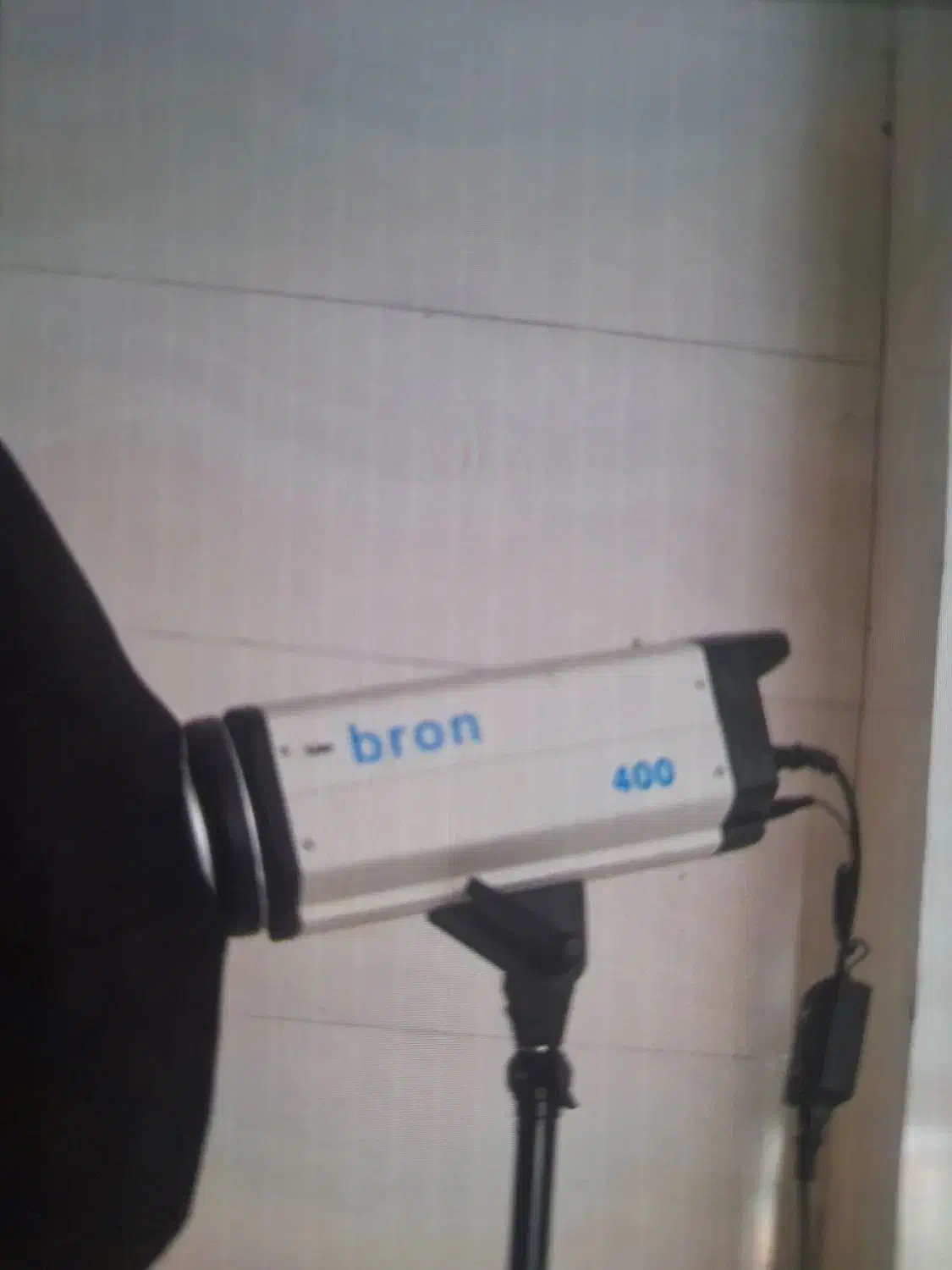 فلش عکاسی برون|دوربین عکاسی و فیلم‌برداری|کرمانشاه, |دیوار