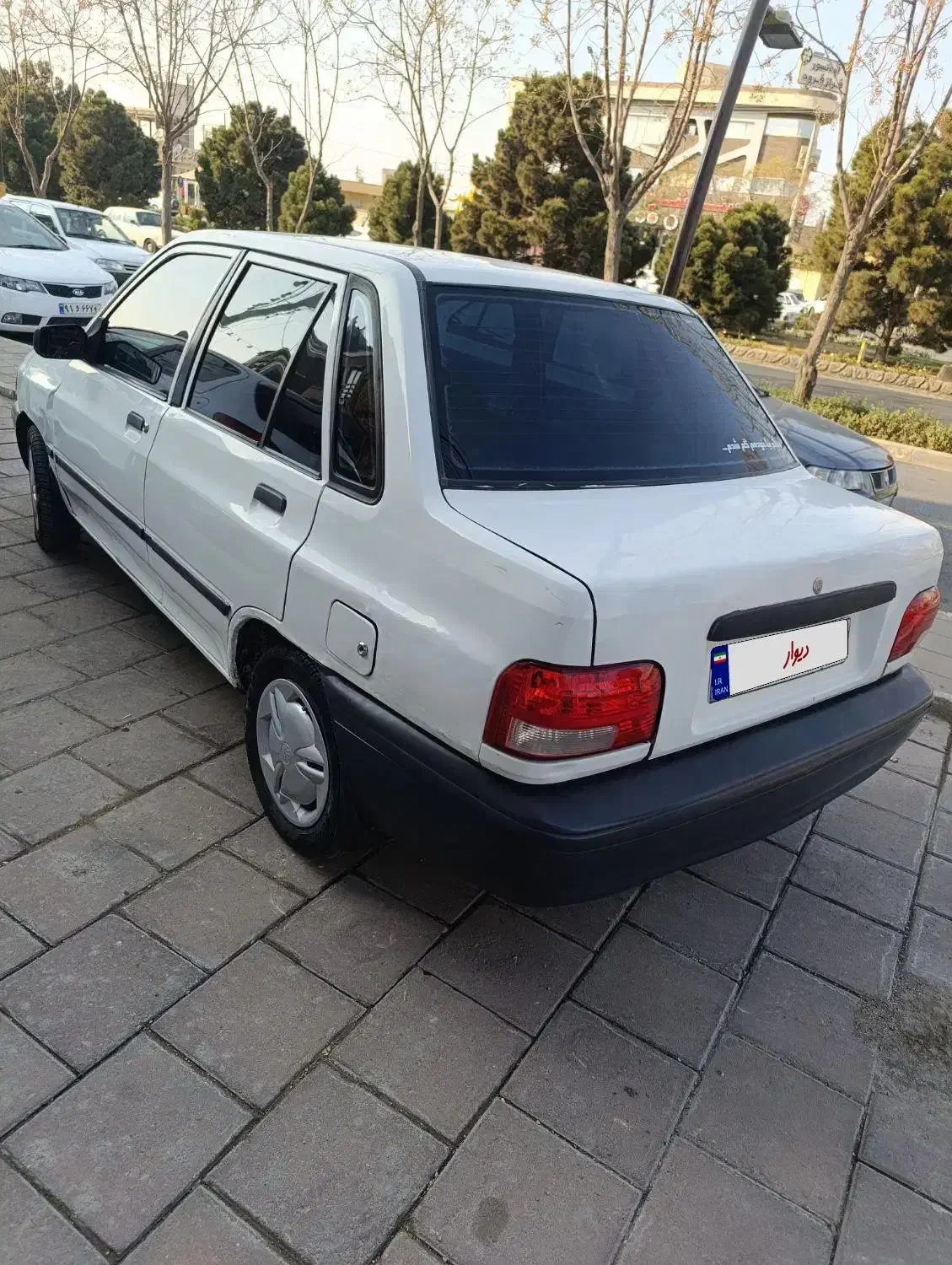 پراید درجه یک مدل۸۵سه تیکه رنگ فوق العاده سالم|خودرو سواری و وانت|کاشان, زیدی|دیوار