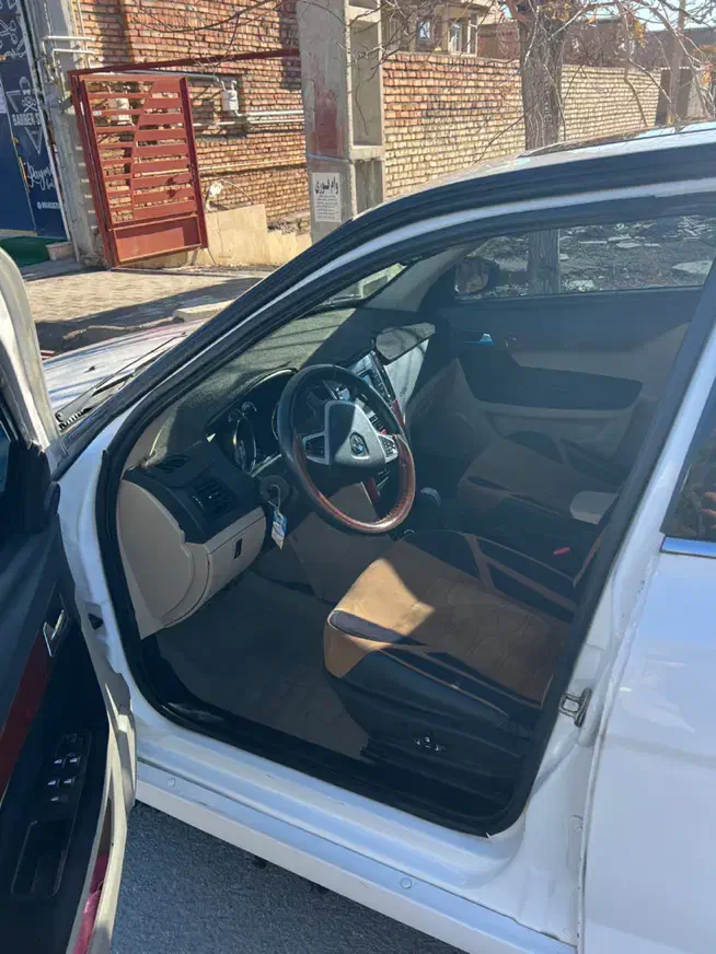 دنا پلاس ۹۷ سانروف دار|خودرو سواری و وانت|ارومیه, |دیوار