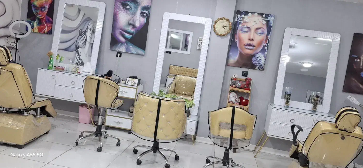 فروش صفر تا صد تمامی وسایل آرایشگاه|آرایشگاه و سالنهای زیبایی|کرمان, |دیوار