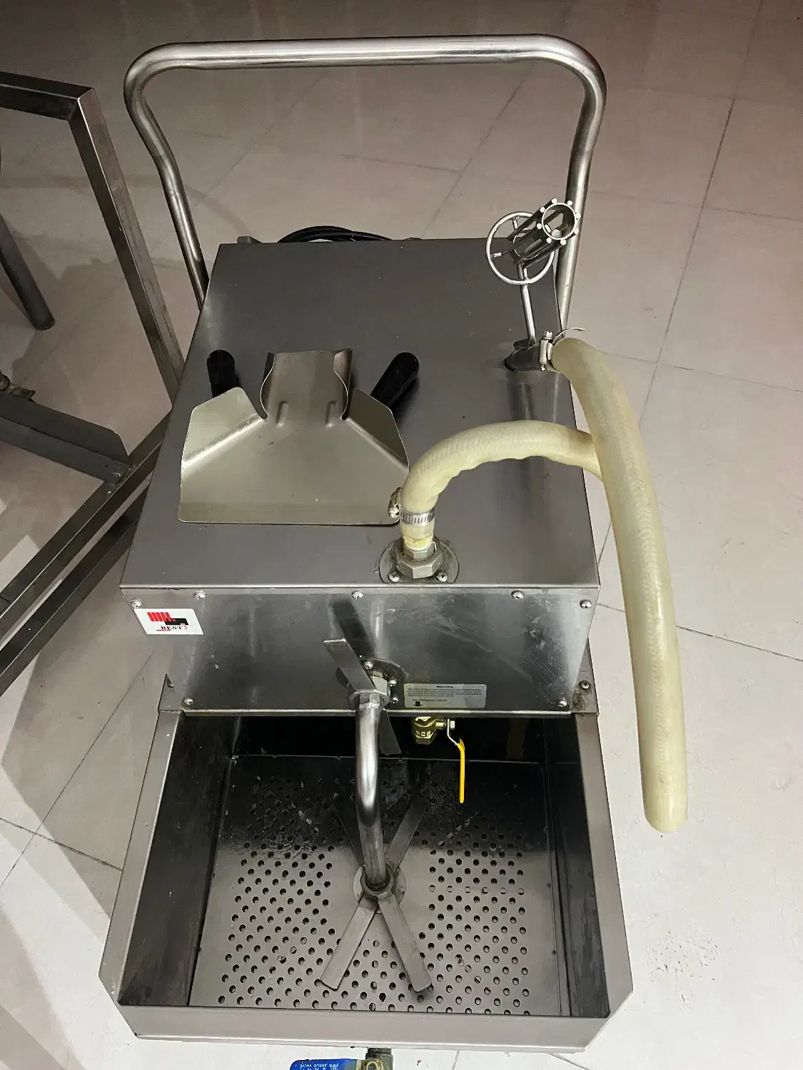 دستگاه تصفیه روغن خوراکی برند best|کافی‌شاپ و رستوران|شیراز, چوگیاه‎|دیوار